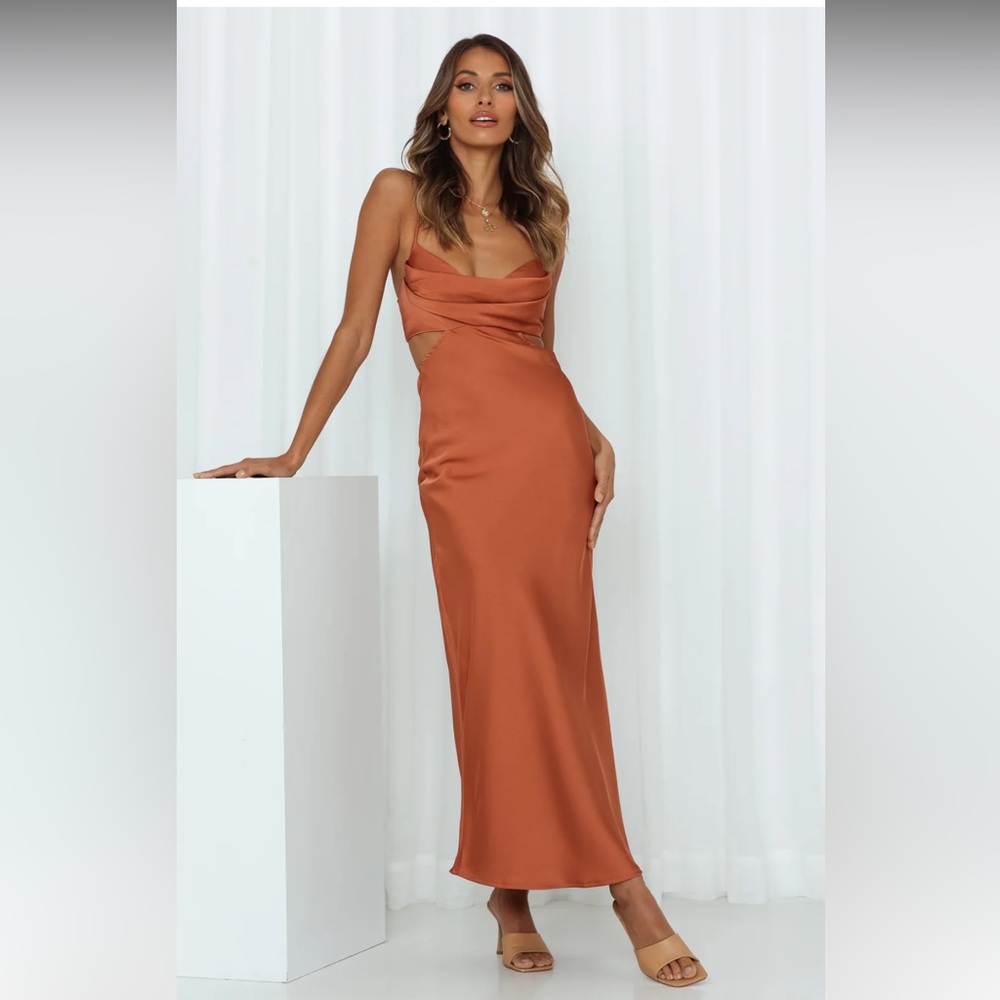 Hello Molly Angels in America Midi Dress in Rust